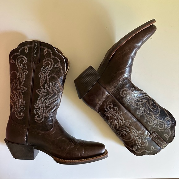 ARIAT WOMEN'S LEGEND CHOCOLATE CHIP WESTERN BOOTS - SNIP TOE - Picture 7 of 8